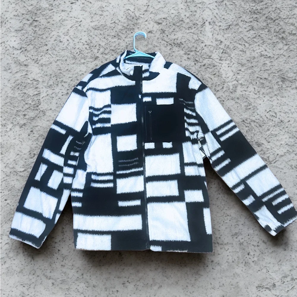 No Boundaries NWT Unisex Size L (42-44) Oversized fit Y2K Trucker Sherpa Jacket